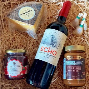 Cesta de Presente "Expresse o Amor"