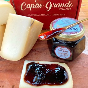 Geleia de Jabuticaba com Pimenta Capão Grande 
